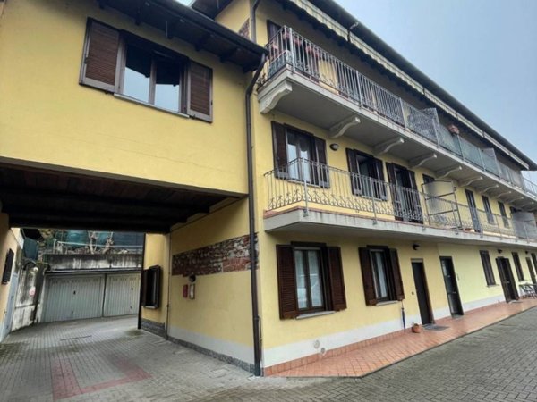 appartamento in vendita a Castelletto sopra Ticino