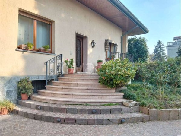 casa indipendente in vendita a Castelletto sopra Ticino