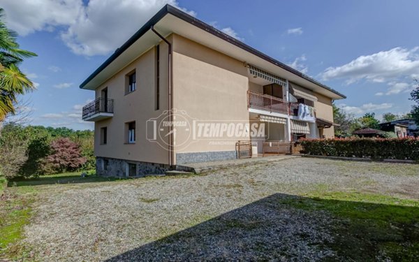 casa indipendente in vendita a Castelletto sopra Ticino