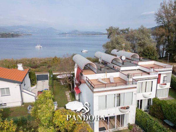 casa indipendente in vendita a Castelletto sopra Ticino