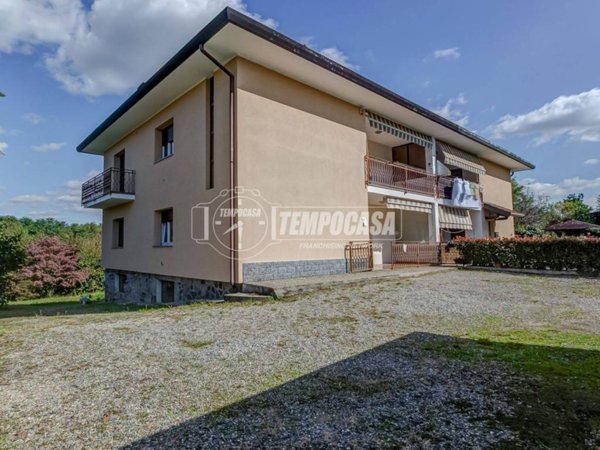 casa indipendente in vendita a Castelletto sopra Ticino