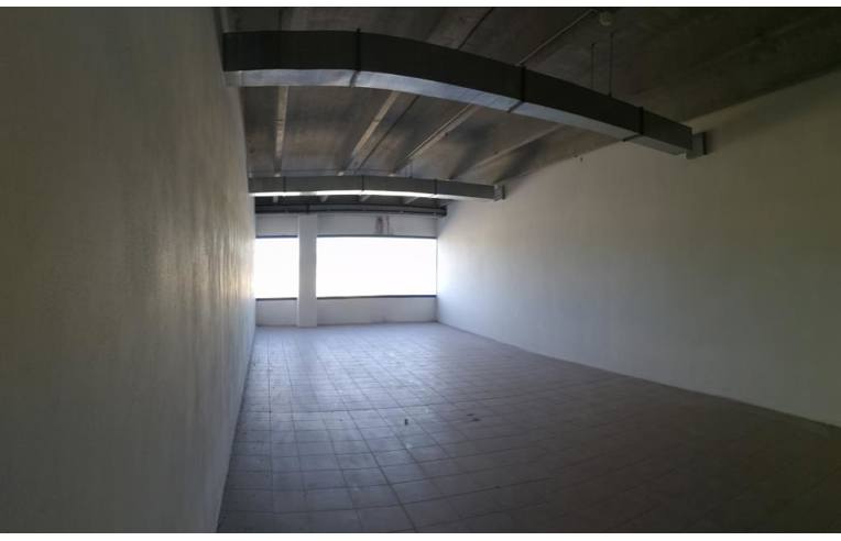 negozio in vendita a Castelletto sopra Ticino