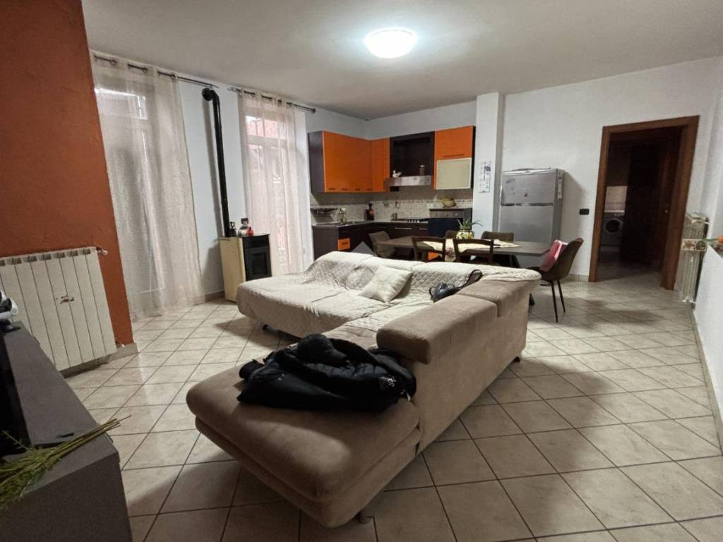 appartamento in vendita a Castelletto sopra Ticino