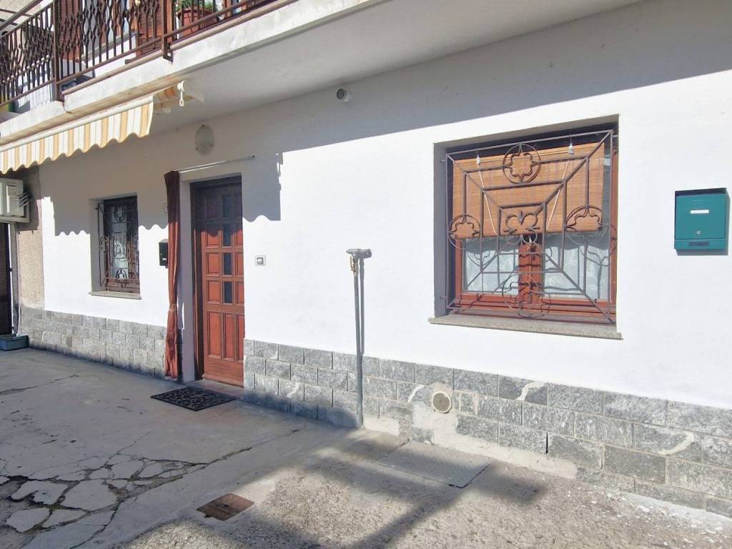 appartamento in vendita a Castelletto sopra Ticino