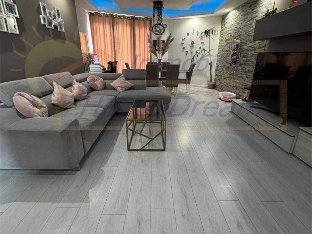 appartamento in vendita a Castelletto sopra Ticino