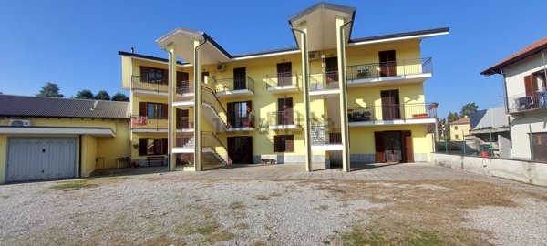 appartamento in vendita a Castelletto sopra Ticino