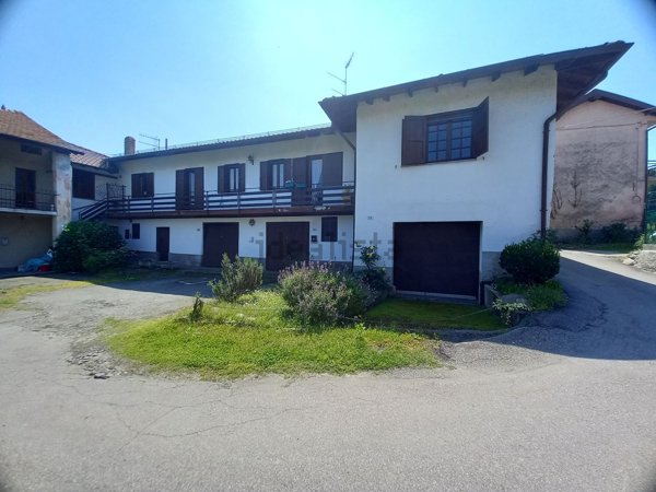casa indipendente in vendita a Castelletto sopra Ticino