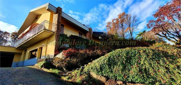 casa indipendente in vendita a Castelletto sopra Ticino