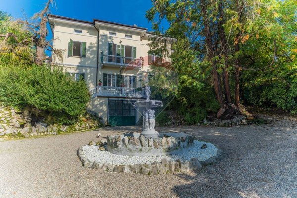 casa indipendente in vendita a Castelletto sopra Ticino