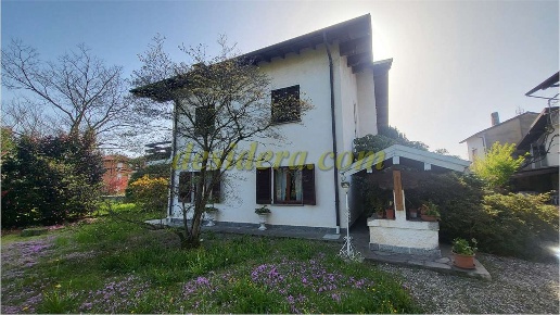 casa indipendente in vendita a Castelletto sopra Ticino