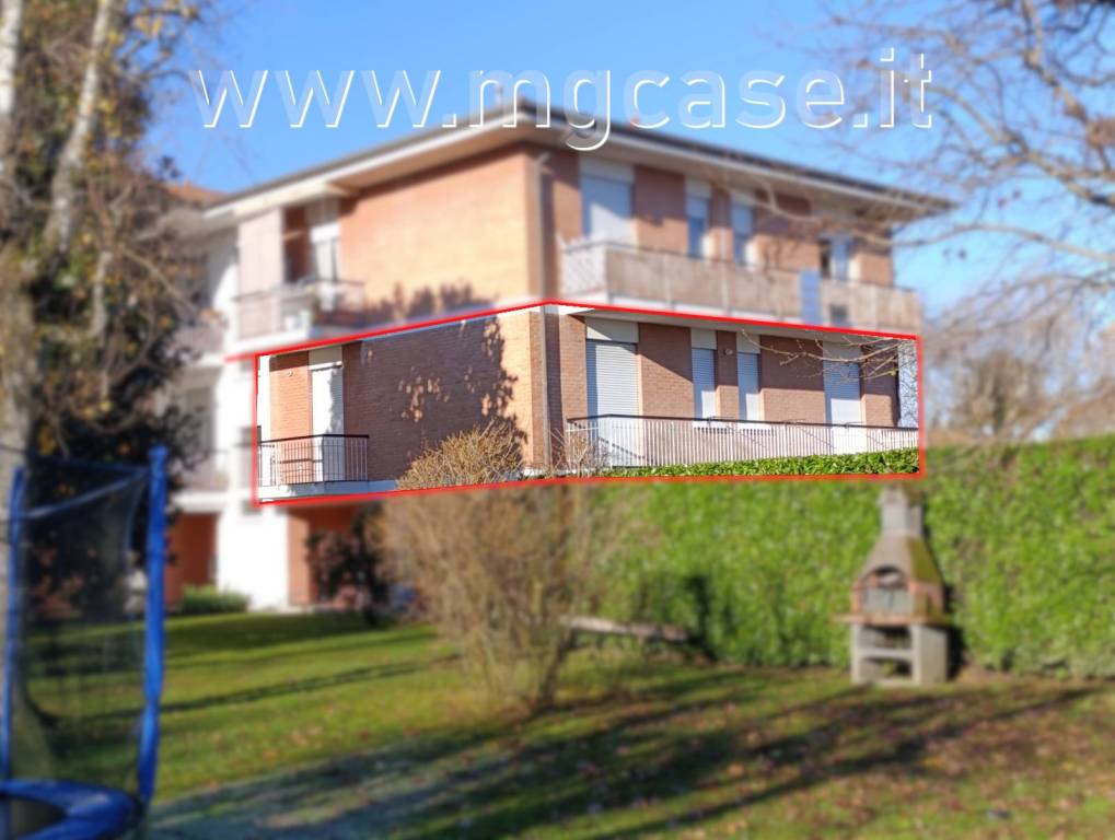 appartamento in vendita a Castelletto sopra Ticino in zona Glisente