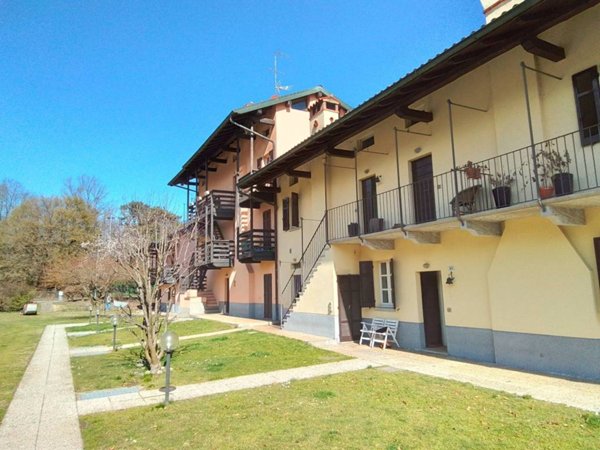 appartamento in vendita a Castelletto sopra Ticino