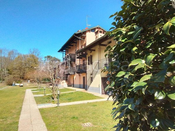 appartamento in vendita a Castelletto sopra Ticino