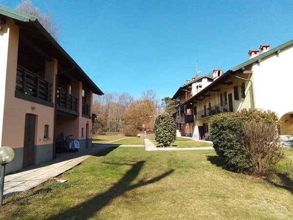 appartamento in vendita a Castelletto sopra Ticino