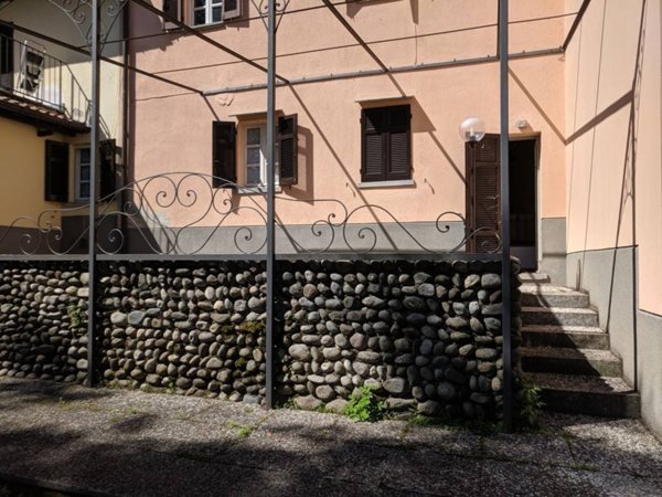 appartamento in vendita a Castelletto sopra Ticino
