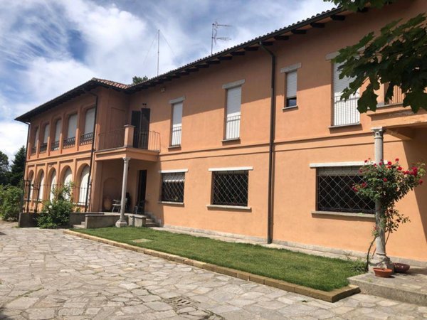 casa indipendente in vendita a Castelletto sopra Ticino