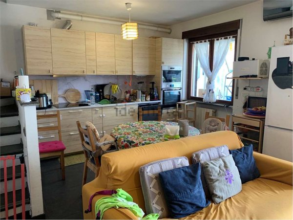 appartamento in vendita a Castelletto sopra Ticino