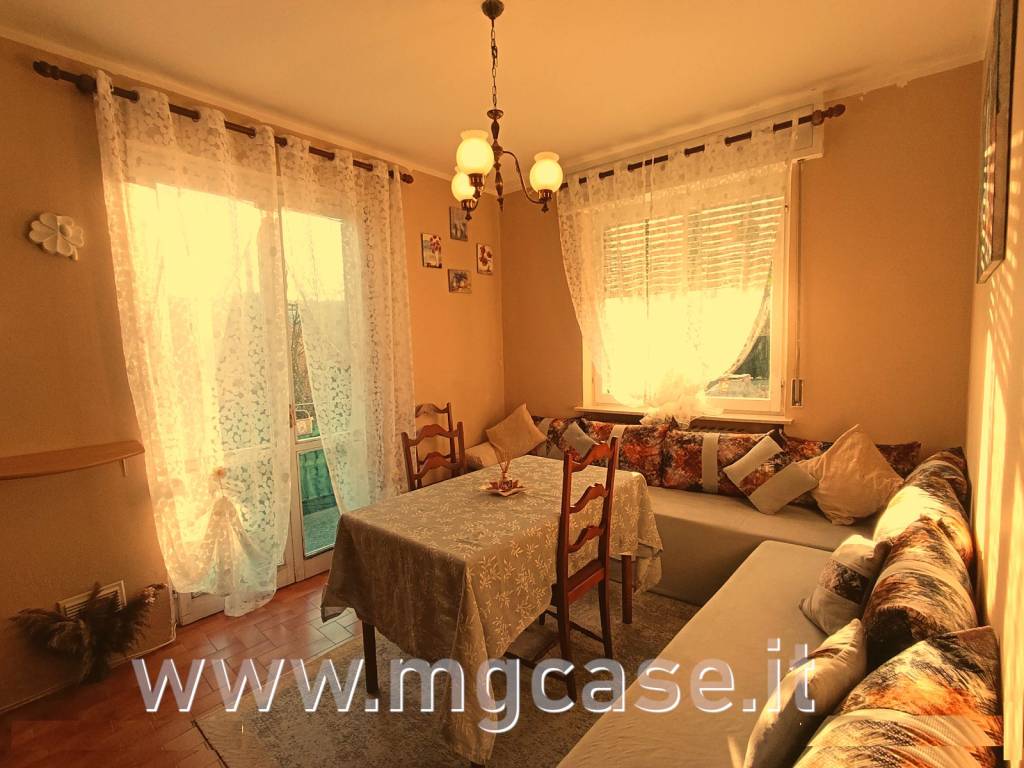 appartamento in vendita a Castelletto sopra Ticino