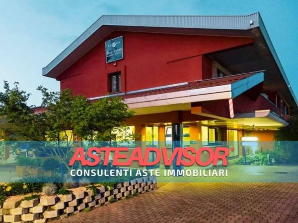 negozio in vendita a Castelletto sopra Ticino