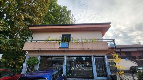 casa indipendente in vendita a Castelletto sopra Ticino