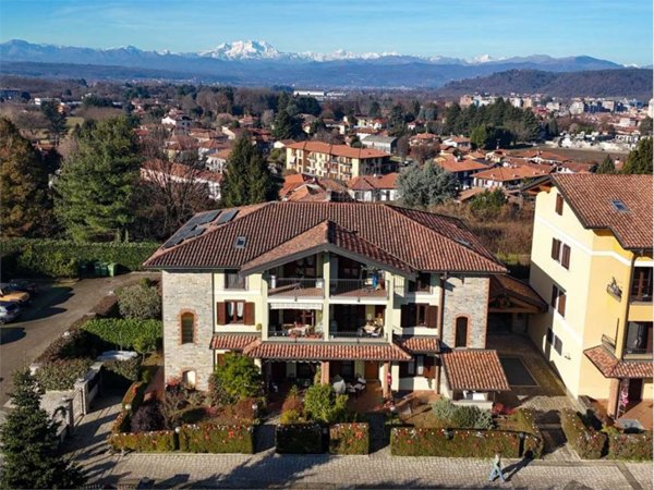 appartamento in vendita a Castelletto sopra Ticino