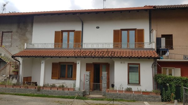 quadrivano in vendita a Castelletto sopra Ticino