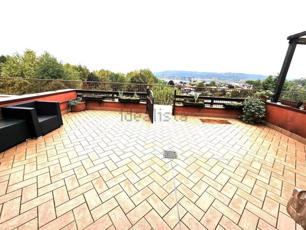 appartamento in vendita a Castelletto sopra Ticino