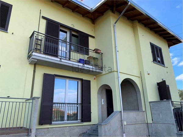 appartamento in vendita a Castelletto sopra Ticino