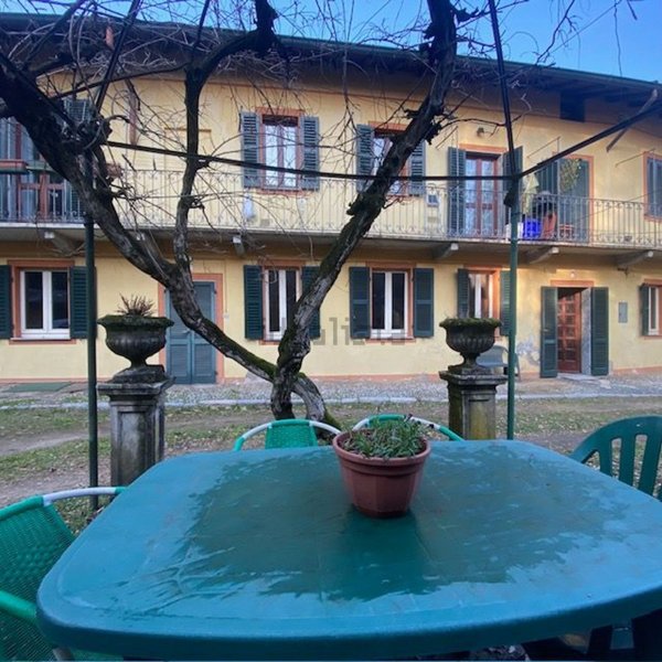 appartamento in vendita a Castelletto sopra Ticino