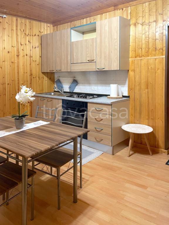 appartamento in vendita a Castelletto sopra Ticino