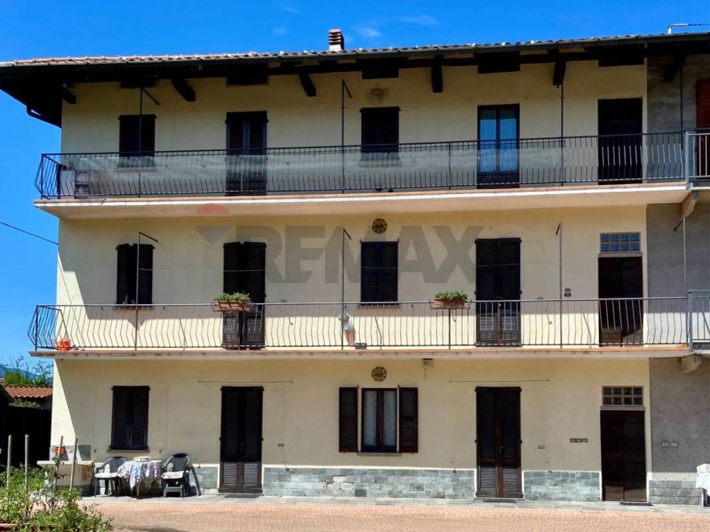 appartamento in vendita a Castelletto sopra Ticino