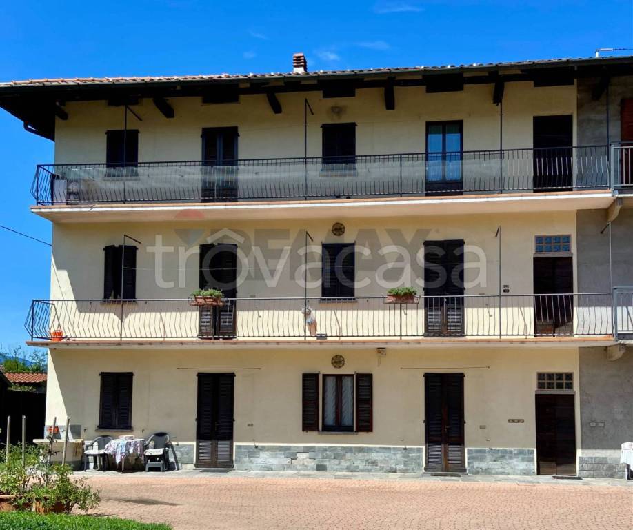 appartamento in vendita a Castelletto sopra Ticino