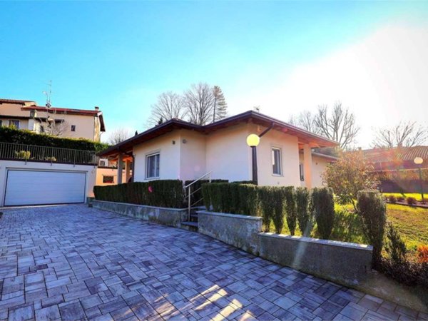 casa indipendente in vendita a Castelletto sopra Ticino