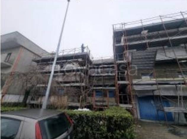 appartamento in vendita a Castelletto sopra Ticino