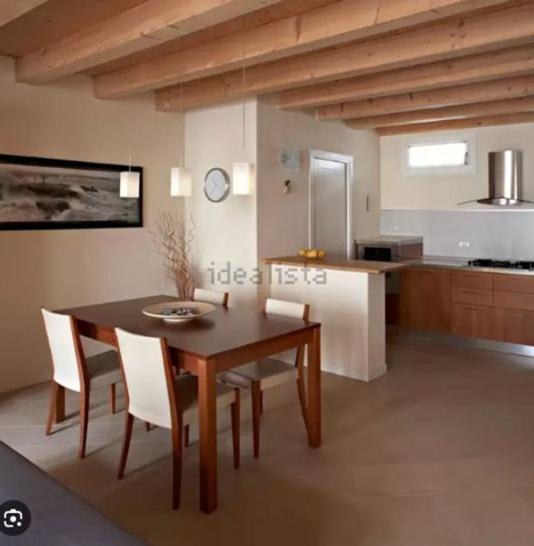 appartamento in vendita a Castelletto sopra Ticino