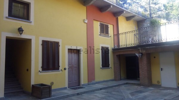 appartamento in vendita a Castelletto sopra Ticino