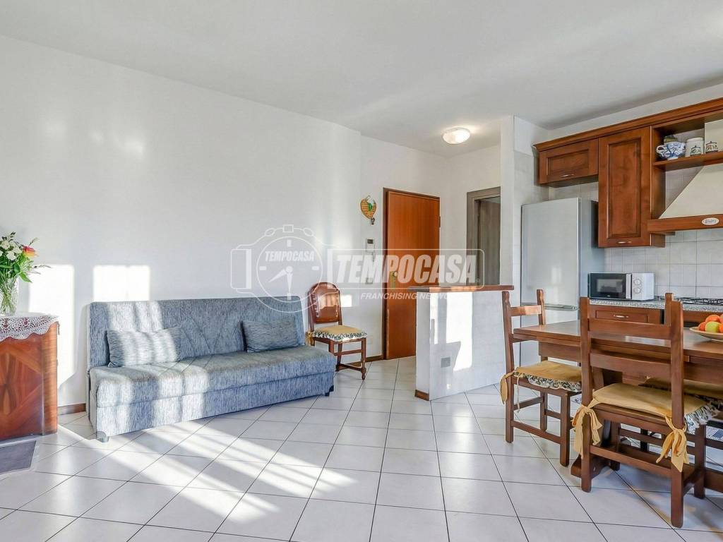 appartamento in vendita a Castelletto sopra Ticino