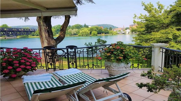 appartamento in vendita a Castelletto sopra Ticino