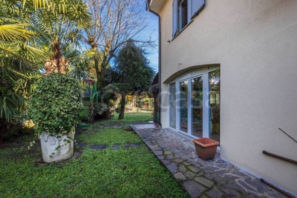 appartamento in vendita a Castelletto sopra Ticino