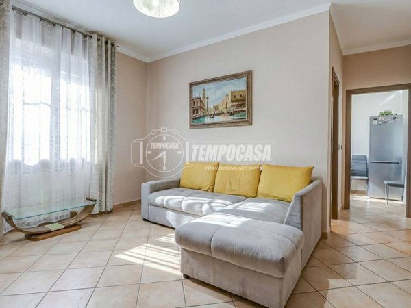 appartamento in vendita a Castelletto sopra Ticino