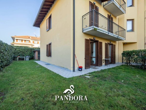 appartamento in vendita a Castelletto sopra Ticino