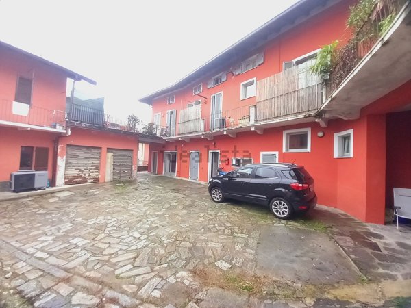 appartamento in vendita a Castelletto sopra Ticino