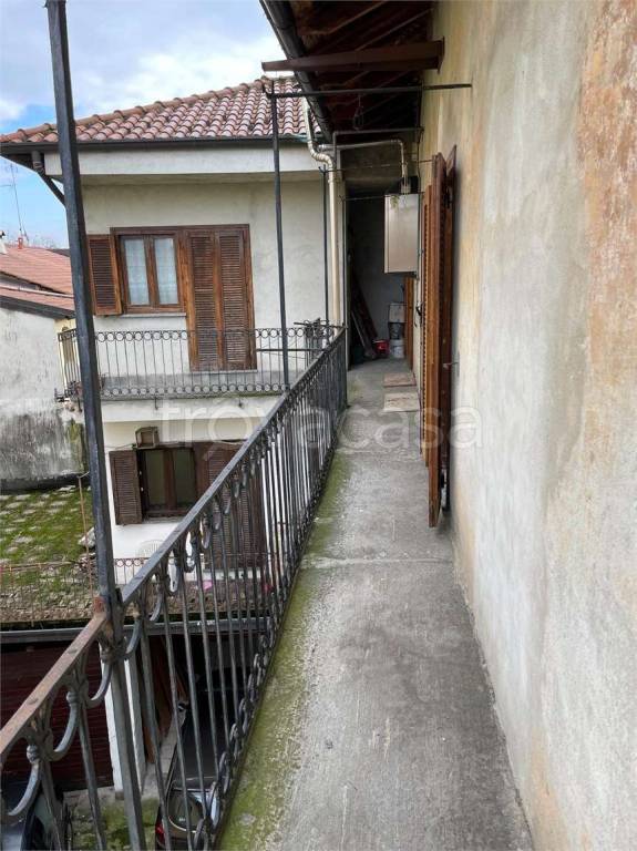 appartamento in vendita a Castelletto sopra Ticino