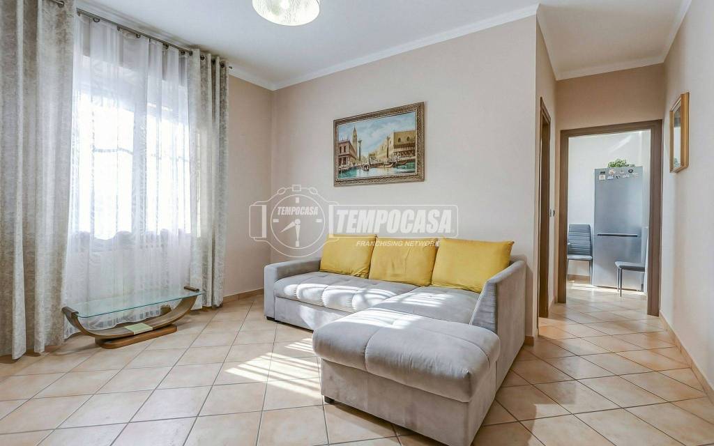 appartamento in vendita a Castelletto sopra Ticino