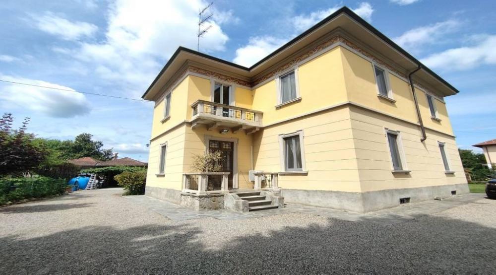 casa indipendente in vendita a Castelletto sopra Ticino