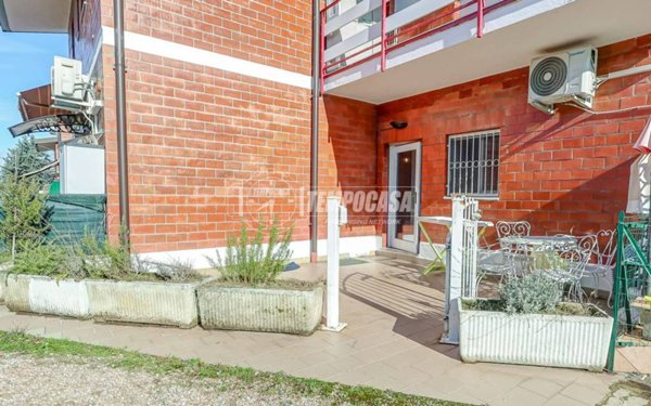 appartamento in vendita a Castelletto sopra Ticino