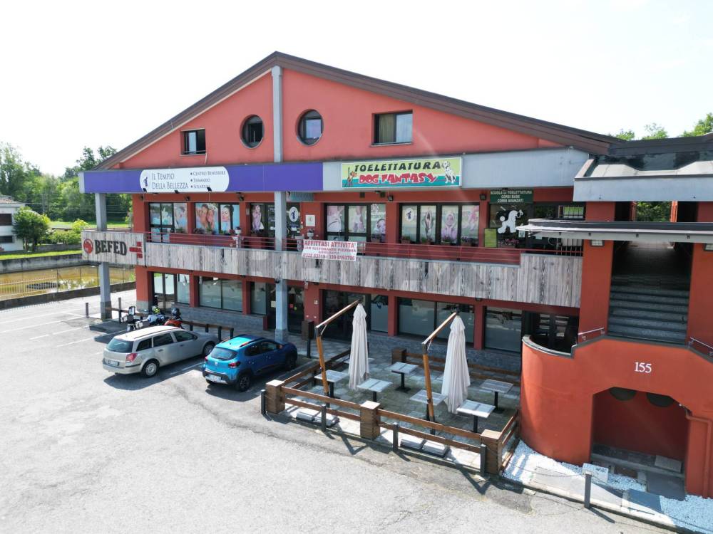 casa indipendente in vendita a Castelletto sopra Ticino