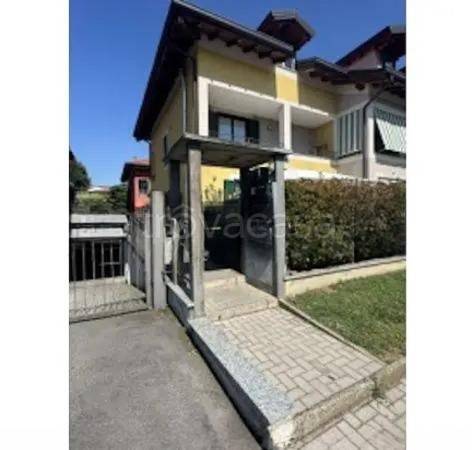 appartamento in vendita a Castelletto sopra Ticino