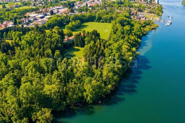 villa in vendita a Castelletto sopra Ticino
