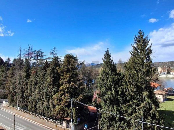 appartamento in vendita a Castelletto sopra Ticino